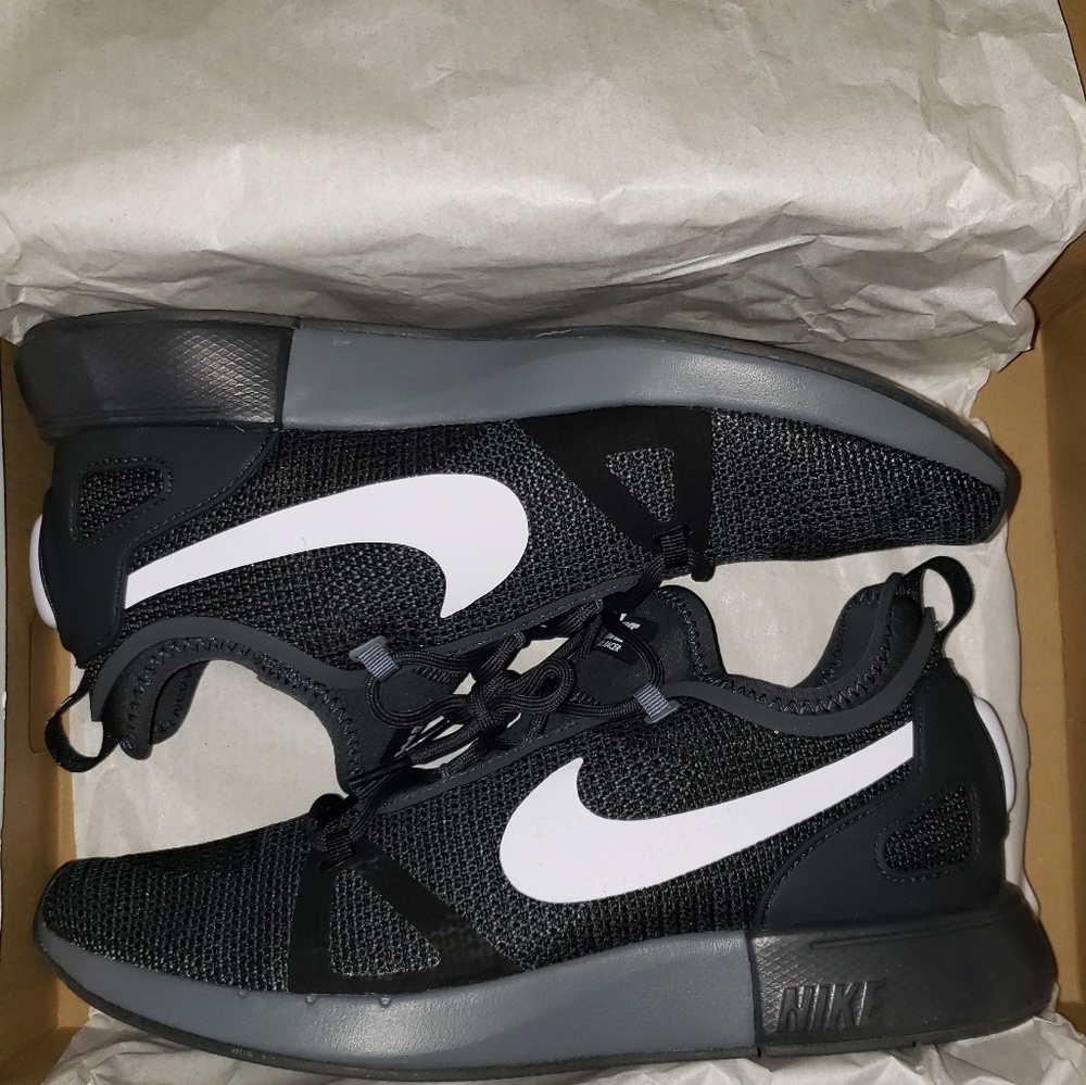 Nike Duel Racer